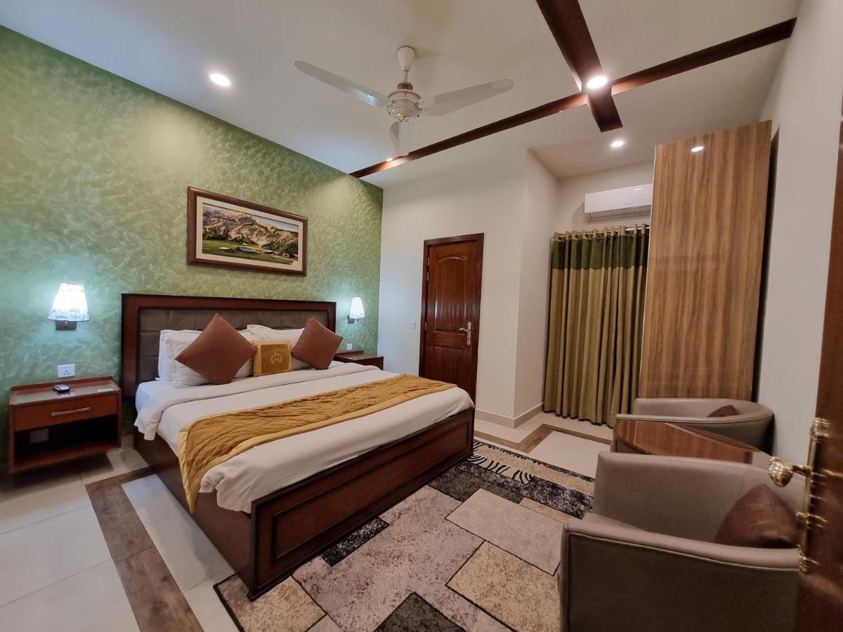 Hayyat Luxury Hotel Suites Lahore Exterior photo